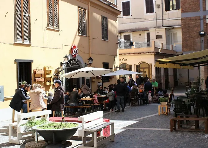 Lory'S Home Near Rome
